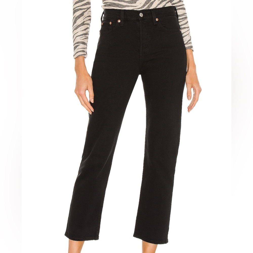 Levi's Women's Black Straight Leg Jeans
